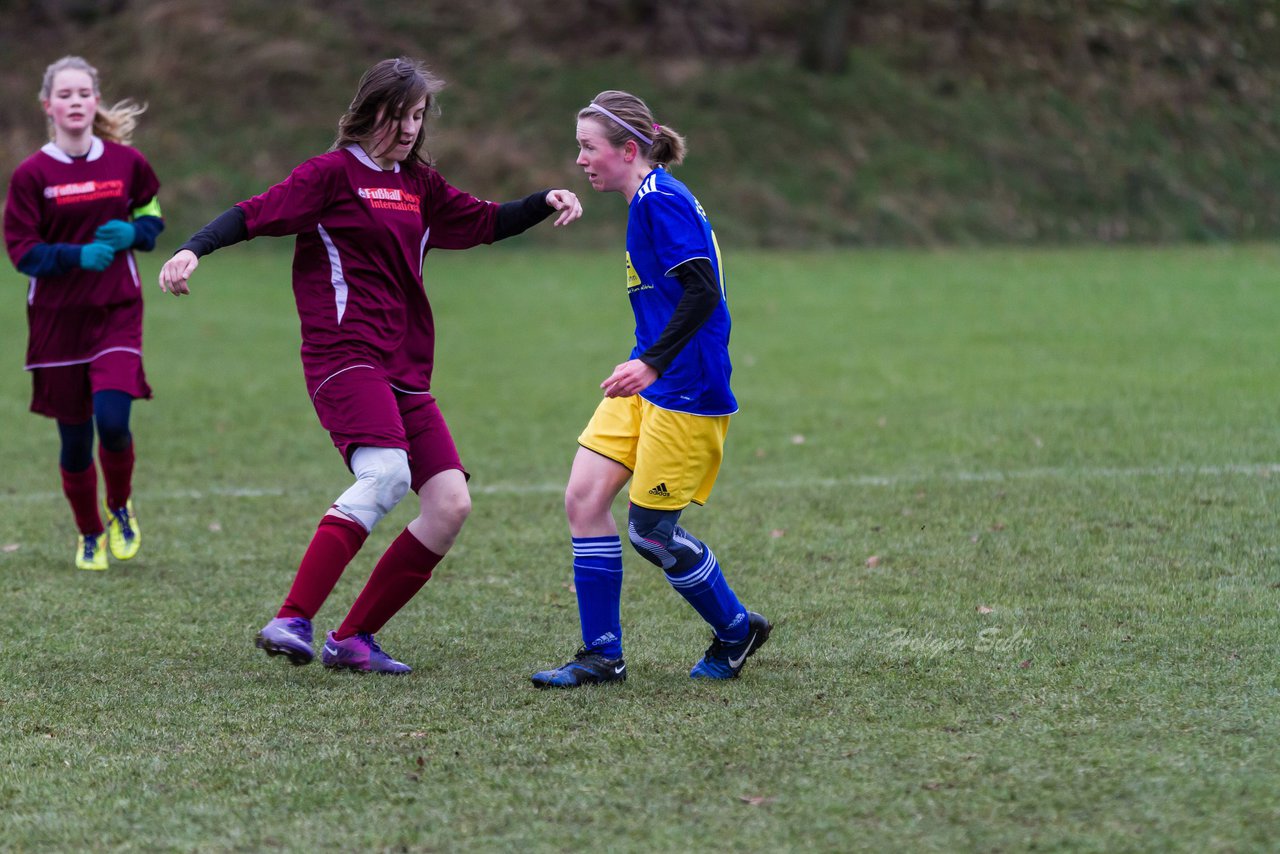 Bild 116 - B-Juniorinnen TSV Gnutz o.W. - SV Henstedt Ulzburg II : Ergebnis: ca. 5:0